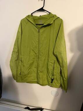 Elevate Women's Kinney Packable Jacket Lime Green Full Zip Hooded Windbreaker